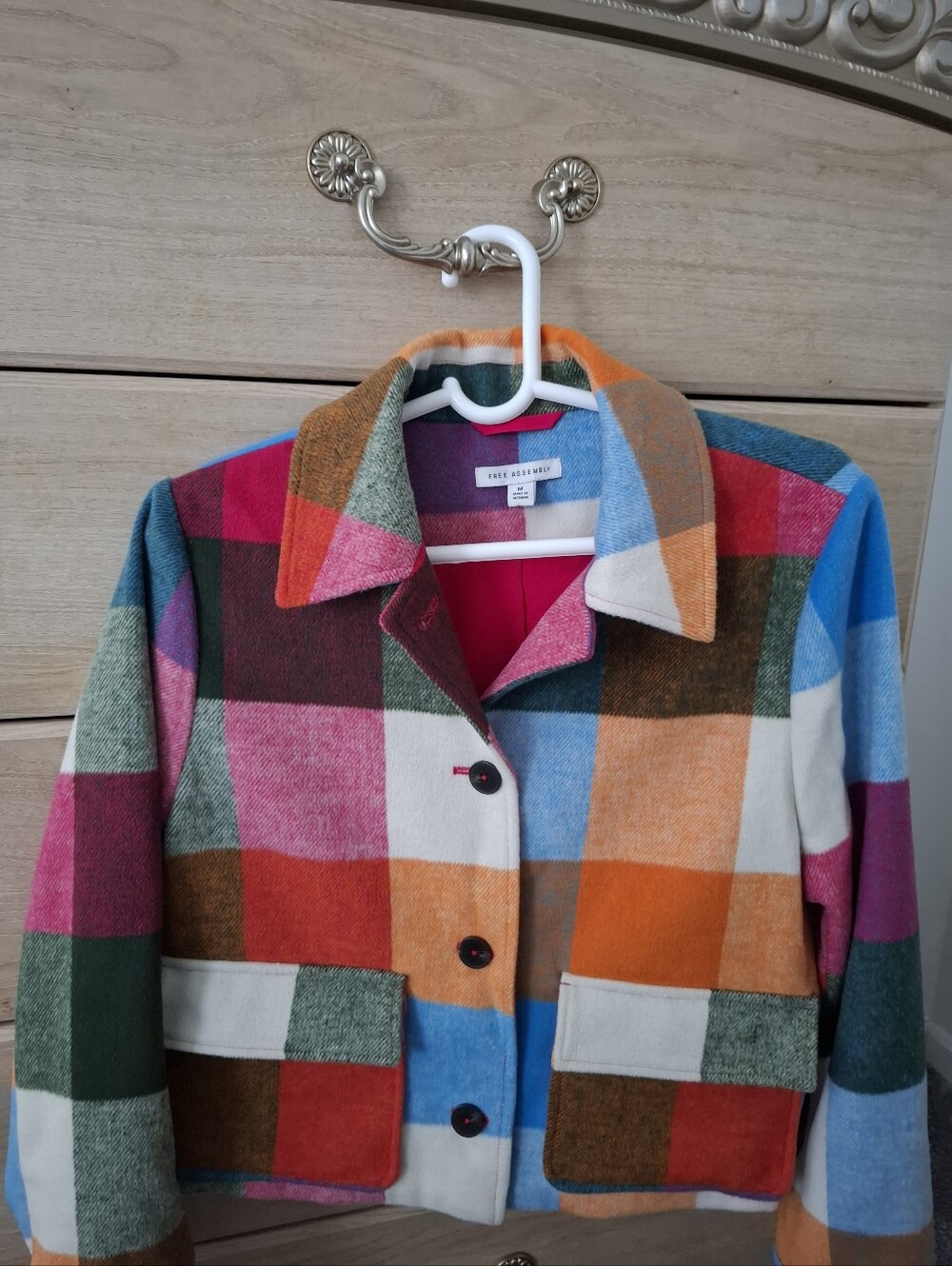 Free Assembly Jacket